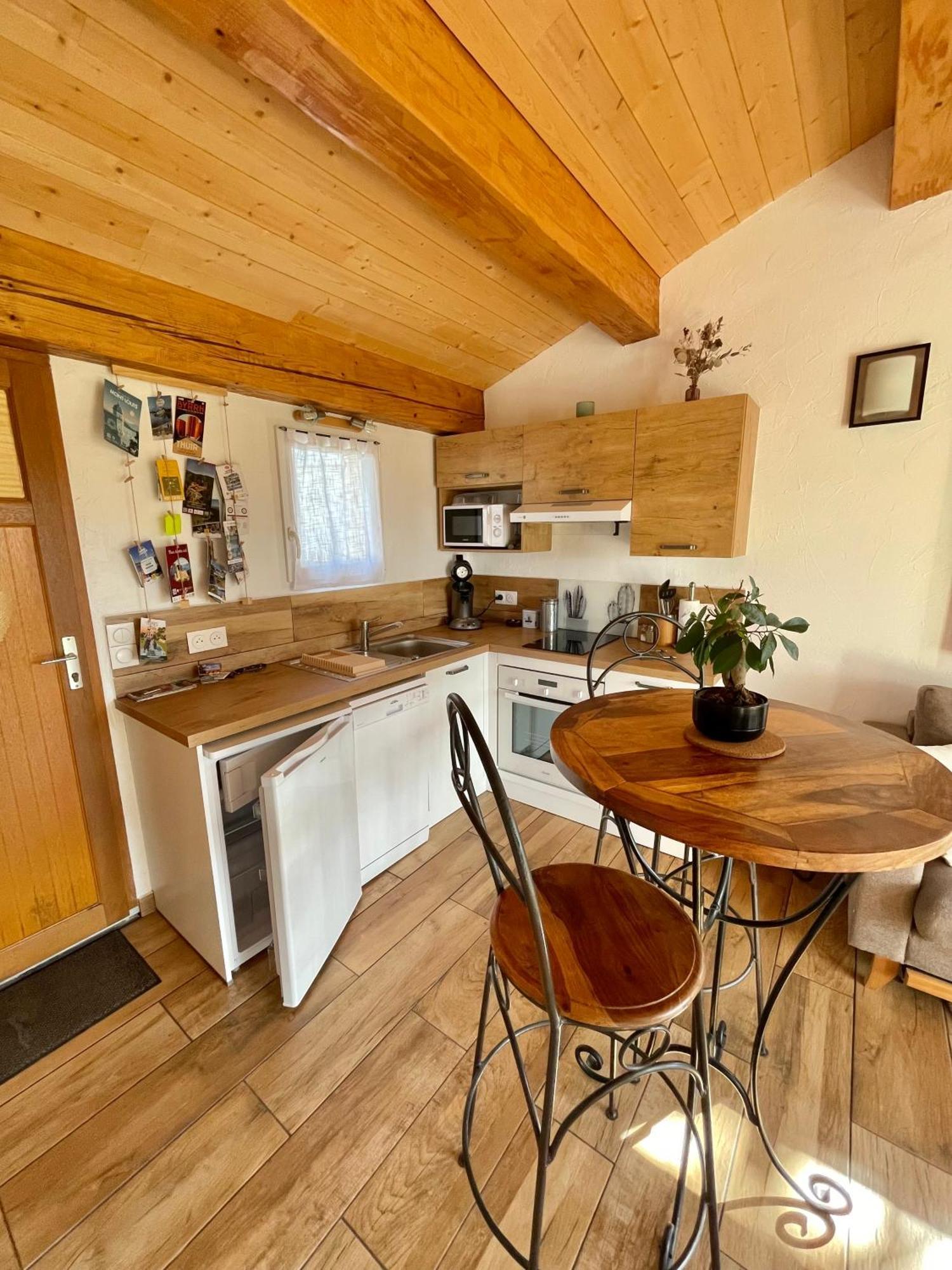 Gite De L'Auxineill Castelnou Экстерьер фото