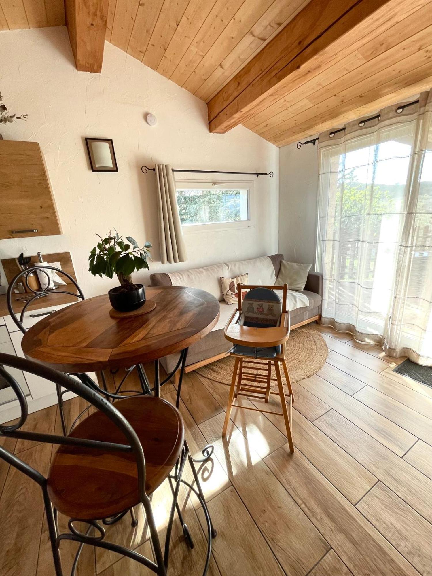 Gite De L'Auxineill Castelnou Экстерьер фото